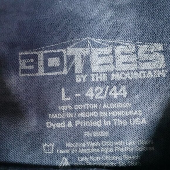 Vintage The Mountain Shirt Medium Blue American Flag Wolves Jeremy Paul 2001 - Picture 4 of 7